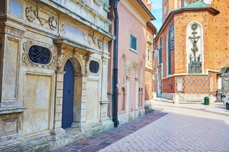 Krakow: John Paul II Guided Tour with Wawel Castle Entry - Why Choose the Krakow: John Paul II Guided Tour with Wawel Castle Entry
