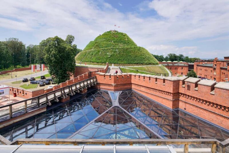Krakow: Kociuszko Mound Entry Ticket with Exhibitions - Visiting the Fortress and the Development of Krakow (1846-1918)