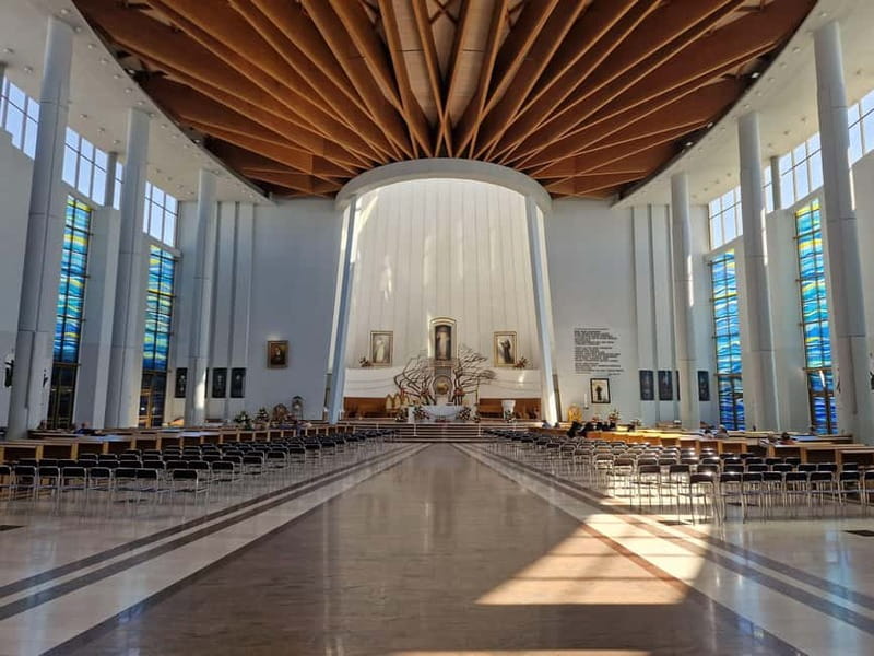 Krakow- Lagiewniki John Paul II Center and Divine Mercy - Discover the John Paul II Center’s Sacred Relics and Exhibits