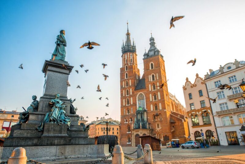 Krakow: Old Town Audio-Guided Walking Tour with Headset - Practical Details, Accessibility, and Language Options