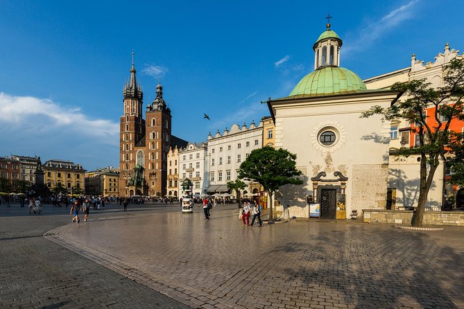Krakow Old Town Guided Walking Tour - The Cultural Significance of Wawel Hill