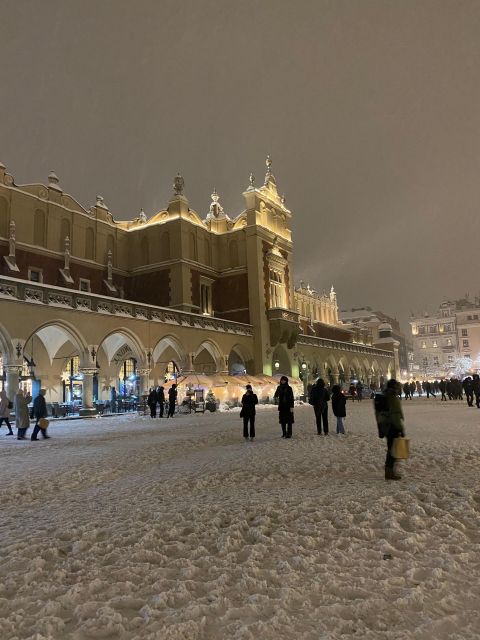 Krakow Old Town & Jewish Quarter: Private Walking Tour - Comparing This Tour to Similar Experiences