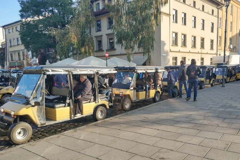 Krakow: Old Town, Kazimierz and Ghetto by Electric Golf Cart - Wawel Hill and the Castle from a Unique Perspective
