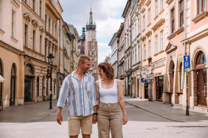 Krakow Old Town - photoshoot with a local photographer - Key Points