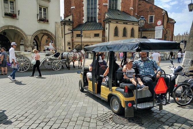 Krakow: Old Town Sightseeing by Golf Cart and Wawel Castle Guided Tour - Highlights of the Tour Stops