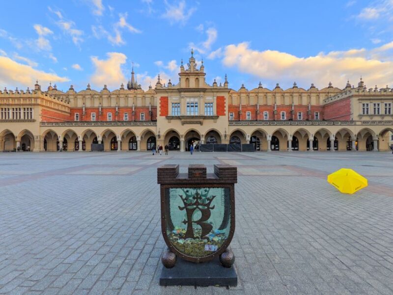 Kraków: Old Town & Wawel Castle Walking Tour - Who Will Enjoy This Tour Most?
