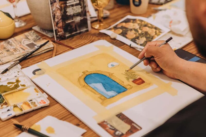 Kraków: Paint Watercolor Postcard with a Local Artist - The Handmade Postcard as a Unique Souvenir