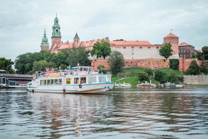Krakow: Private Evening Boat Tour - What the Route Covers: From Salwator to Wawel Castle