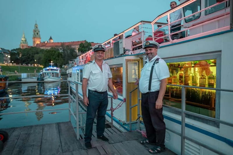 Krakow: Private Evening Boat Tour - Customization and Extras: Your Ride, Your Rules