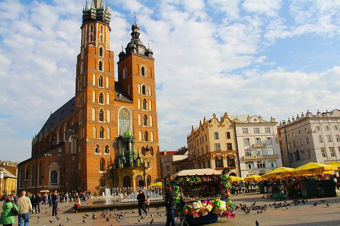 Krakow Private Walking Tour - The Value of a Private Guide in Krakow