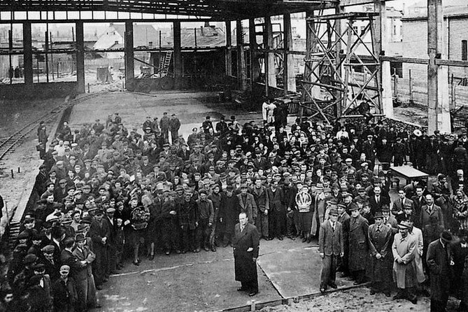 Krakow: Schindler's Factory  Guided Tour & Skip The Line Ticket - Oskar Schindler’s Factory: The Starting Point in Krakow