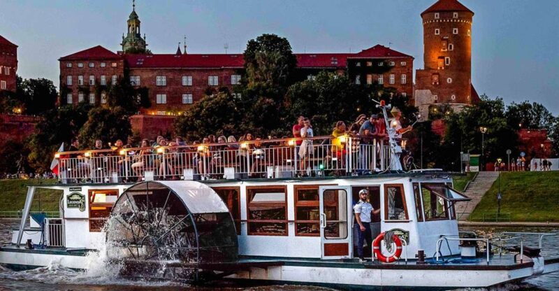 Krakow: Sightseeing Cruise by Vistula River - Starting from the Aqua Fun Pier for a Convenient Launch