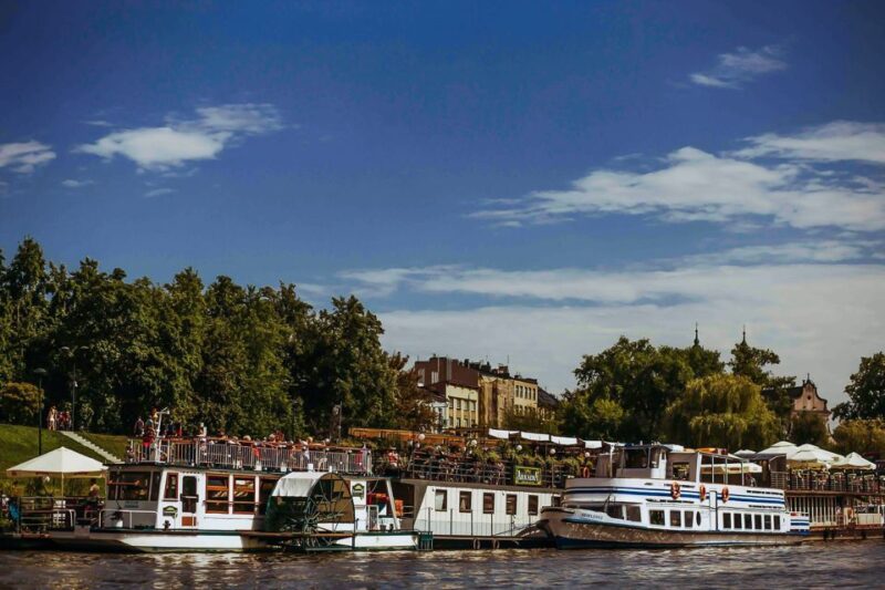 Krakow: Sightseeing Cruise by Vistula River - Stops and highlights along the route