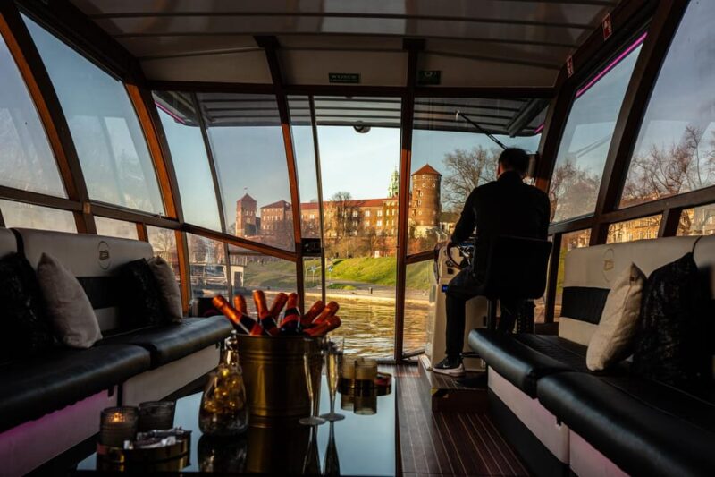 Krakow: Sightseeing Cruise on Vistula River with Audio Guide - What Sets This Tour Apart from Others