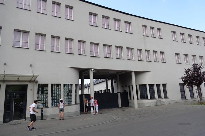 Krakow: Skip the line Oskar Schindlers Museum Private Tour - Why Choose This Tour for Your Krakow Visit