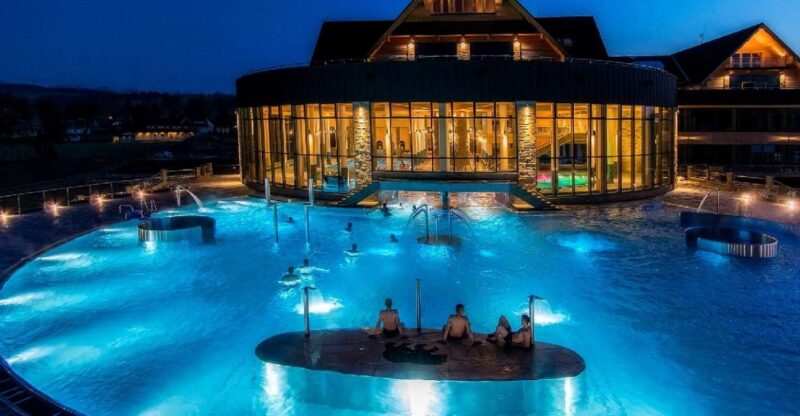 Krakow: Thermal Baths Evening Experience - The Atmosphere and Nighttime Experience