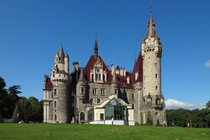 Krakow to Moszna Castle and Plawniowice Guided Tour by Car - The Architecture and Landscape: A Fairy Tale Setting