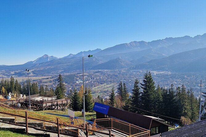 Kraków to Zakopane Private Luxury Tour - Tasting Oscypek: A Highland Cheese Specialty