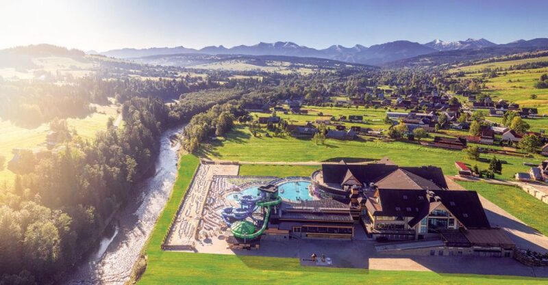 Krakow: Trip to Chocholow Thermal Baths in Tatra Mountains - Scenic Views and Activities in the Surrounding Area