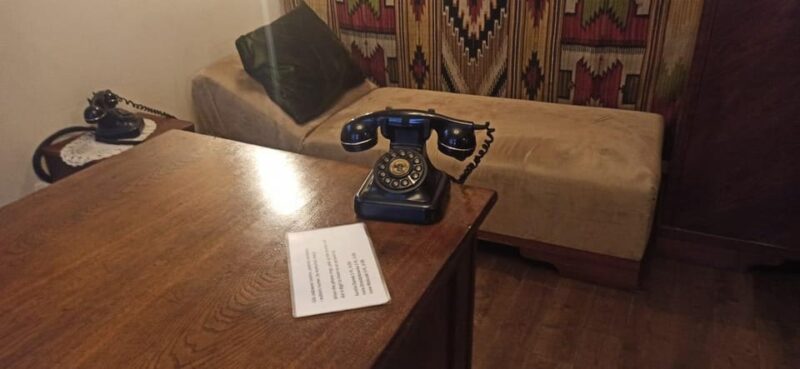 Krakow: Visit Apteka Pod Orlem in Italian - Value for Money: What You Get for $42