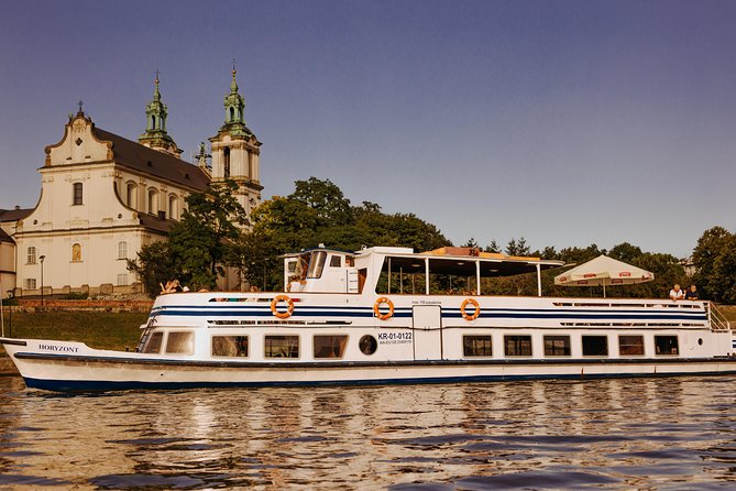 Krakow Vistula River 1 Hour Sightseeing Cruise - The Landmark Highlights: Wawel Castle, Kazimierz, and More