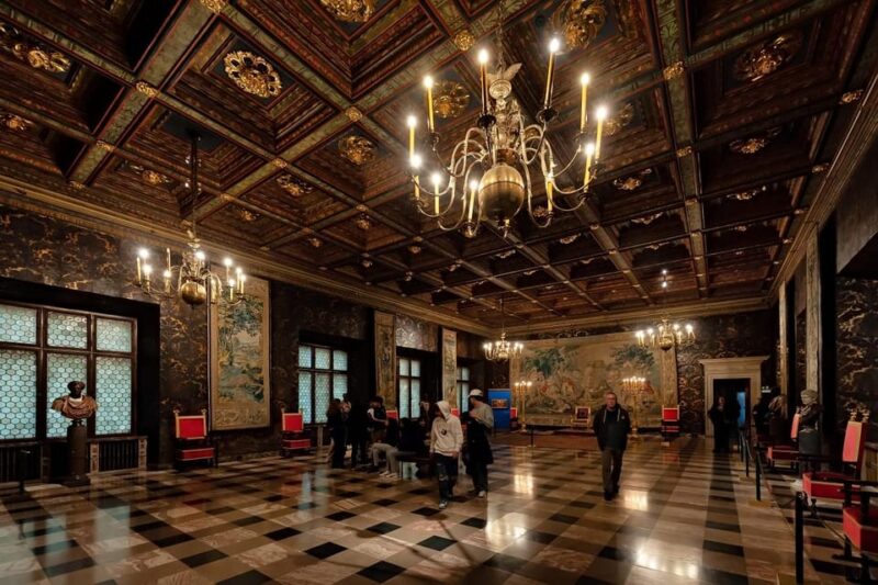 Krakow: Wawel Castle and Cathedral Guided Tour - Cancellation Policy and Booking Flexibility