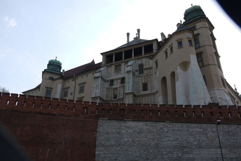 Krakow: Wawel Castle Guided Tour - Who Will Enjoy This Tour?