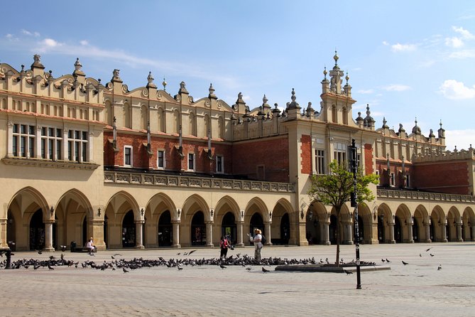 Kraków & Wieliczka Salt Mine Full-Day Trip from Warsaw - Wawel Royal Castle Viewpoint