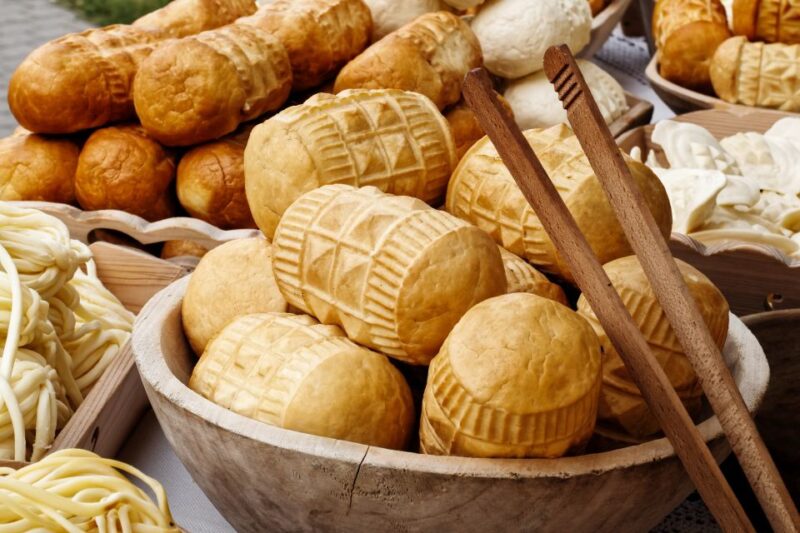 Krakow: Zakopane Day Tour with Optional Thermal Baths - Cheese and Alcohol Tasting in Chocholów Village