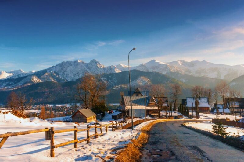 Krakow: Zakopane Tatra Mountains Cable Car & Hotel Pickup - Discovering Zakopane’s Vibrant Town Center