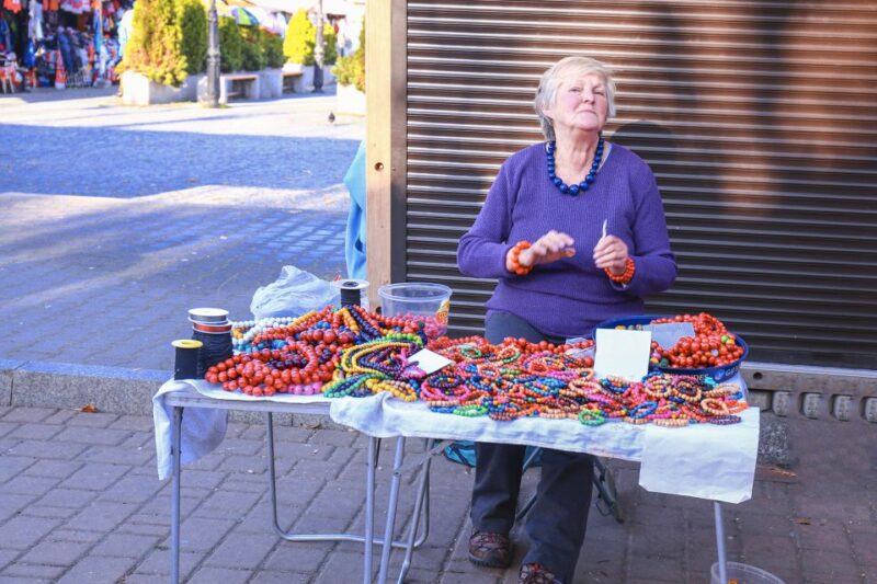 Kraków: Zakopane Tour, Cable Car & Thermal Baths - Climbing to Gubaówka: Zakopane’s Best Viewpoint