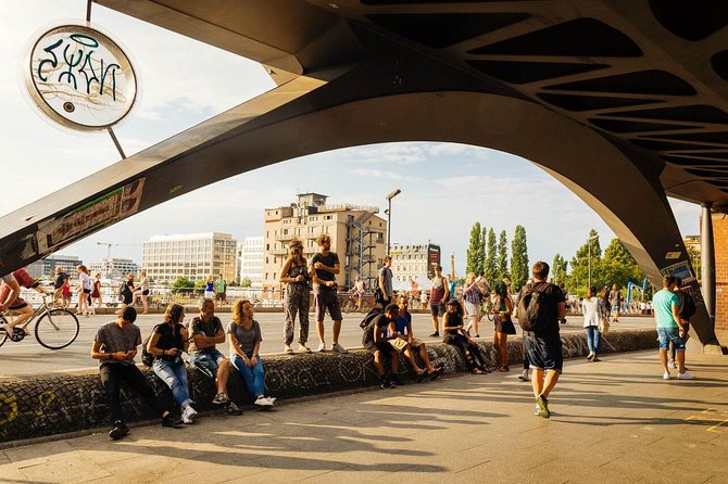 Kreuzberg Berlin: Off the Beaten Track PRIVATE Walking Tour - The Artistic Atmosphere of Dead Cat Alley and Otto Weidt Museum