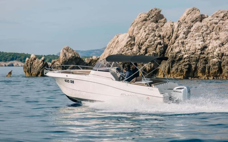 Krk: Rent a Boat Atlantic 750 open - Visiting Famous Beaches from the Water