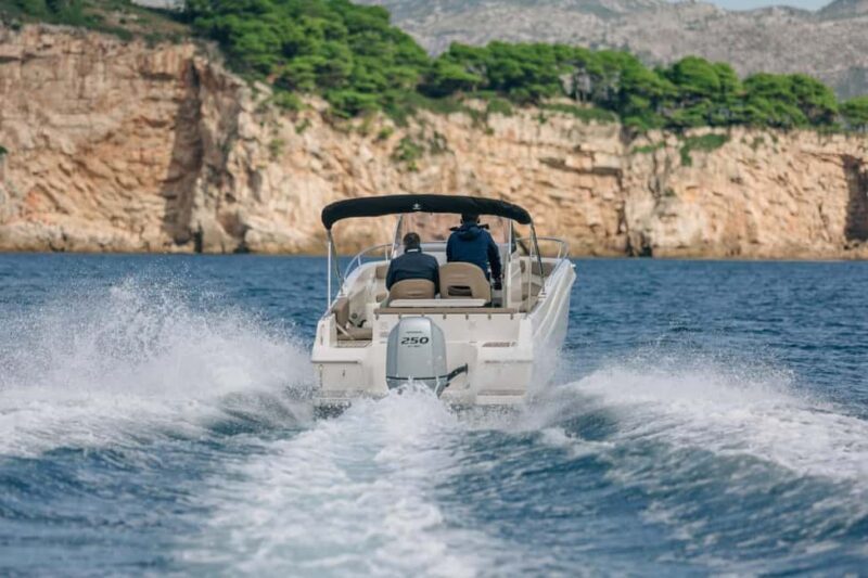 Krk: Rent a Boat Atlantic 750 open - Additional Equipment and Safety Protocols