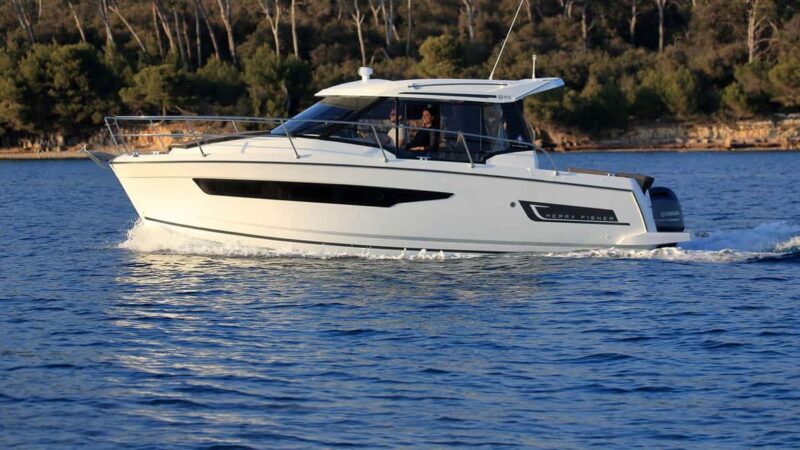Krk: Rent a boat Merry Fisher 895 - Key Points