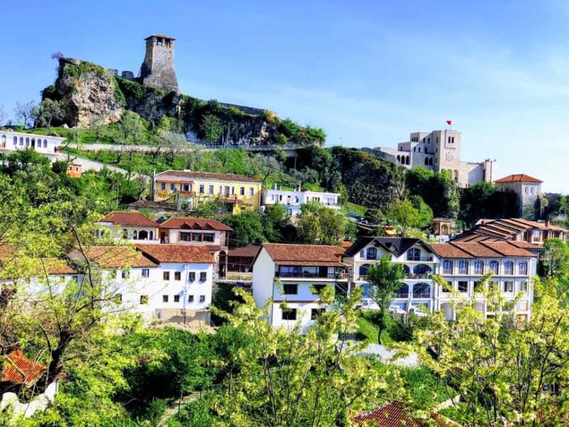 Kruja Castle and Old Bazaar Daily Tour on Luxe Land Rover - Visiting Kruja Castle, a Pillar of Albanian Resistance