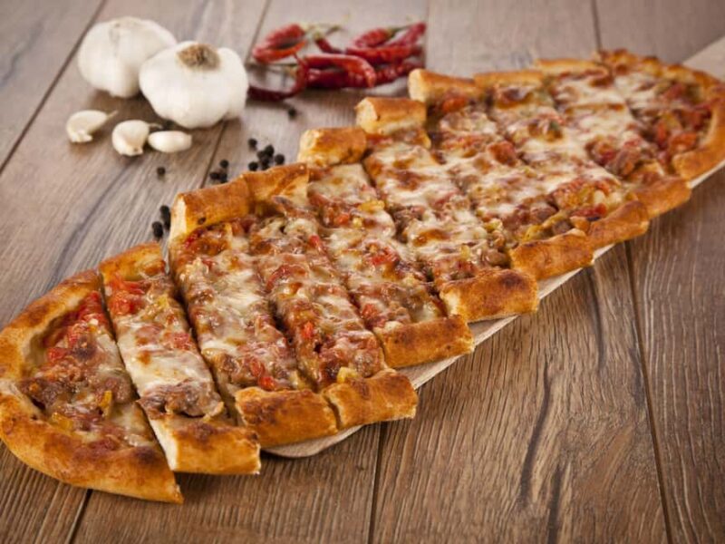 Kuadas port: Ephesus Guided Tour with Turkish Food Tasting - Comfortable Transport and Guided Expertise