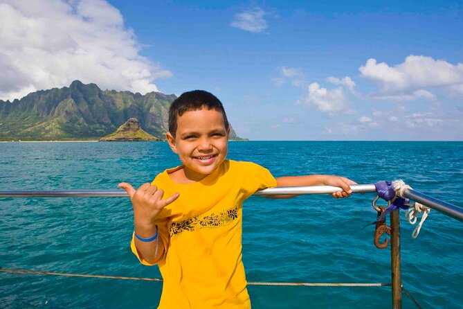 Kualoa Ranch: Ocean Voyage Tour - The Cruise’s Main Features: Kaneohe Bay and Mokolii Island