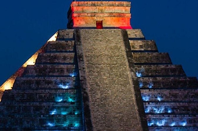 Kukulcan Nights Tour - The Captivating Kukulcan Light and Sound Show