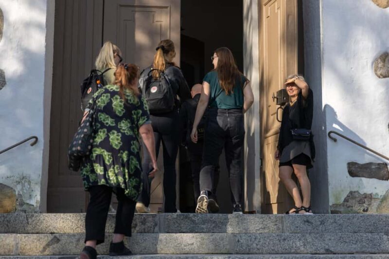 Kuopio: Silver Cultural Tour on Foot - The Tour’s Informative and Engaging Guides