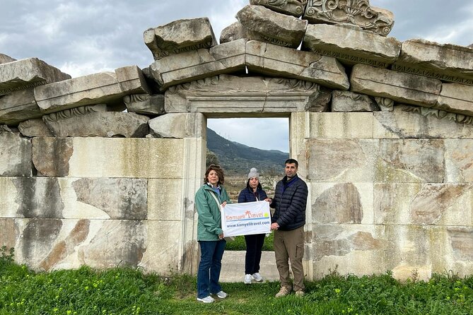 Kusadasi Day Trips Magnesia, Train Museum Turkish Bath Private - Discover the Historic Charm of the Camlik Locomotive Museum