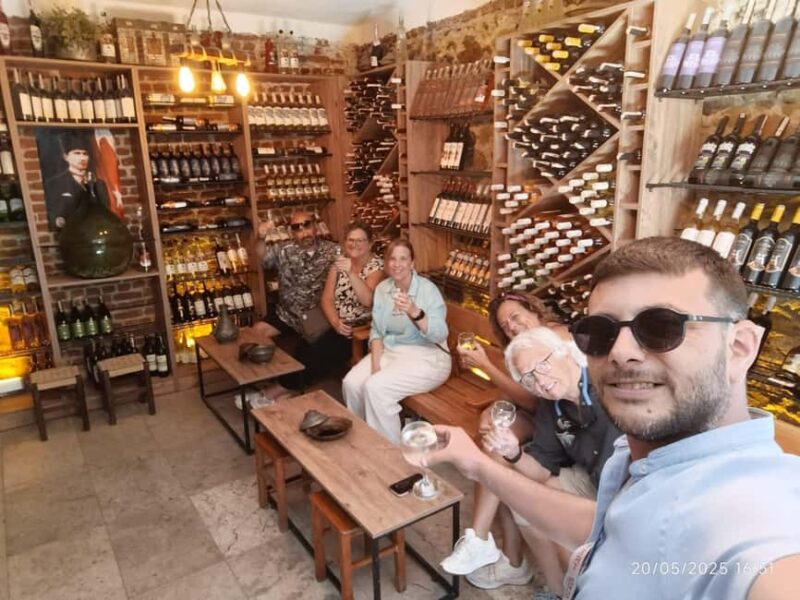 Kusadasi: Ephesus, Pottery Painting & Wine Tour from Port - Pottery Painting Experience in a Local Studio