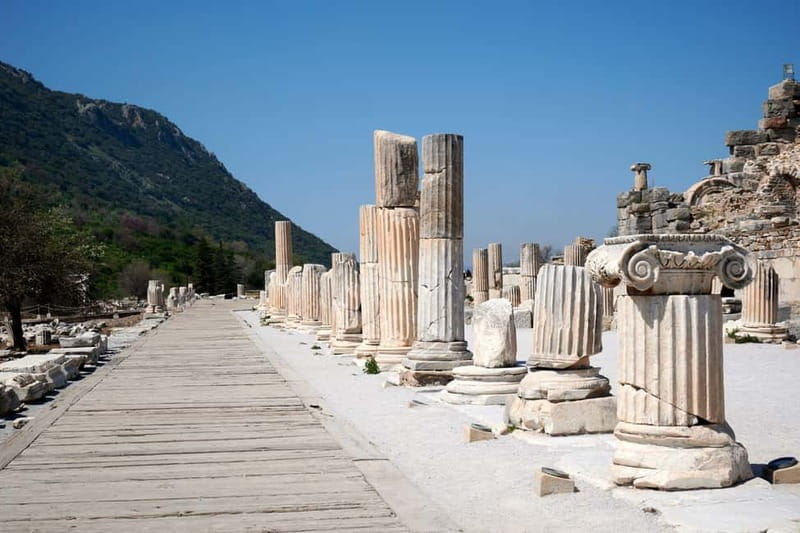 Kusadasi: Ephesus, Virgin Mary House & Artemis Temple Tour - The Comfort of Private Transportation and Guided Service