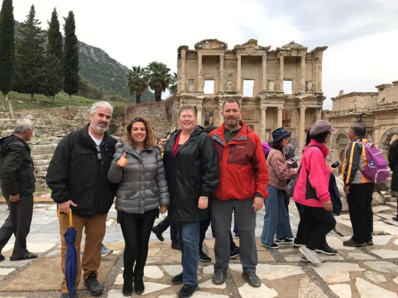 Kusadasi: Private Ephesus Day Trip with Pickup and Drop-off - Discovering the Ephesus Museum and Artemis Temple