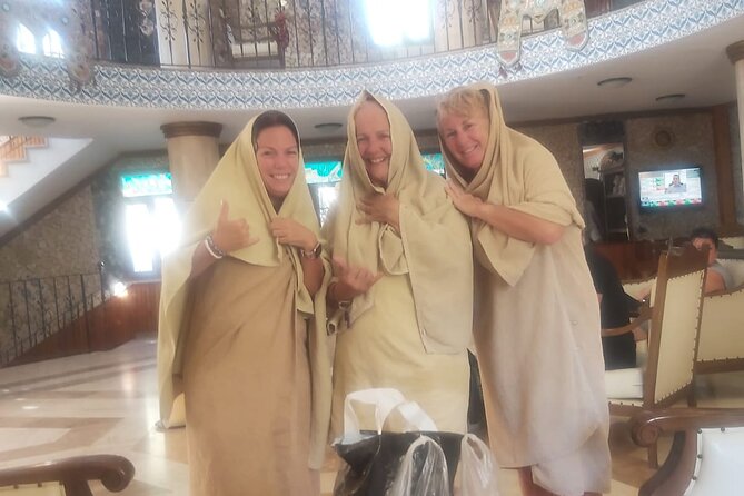 Kusadasi Private Sightseeing EPHESUS TOURS and Turkish bath - Turkish Carpets, Kilims, and Cultural Shopping at Sultan Carpet