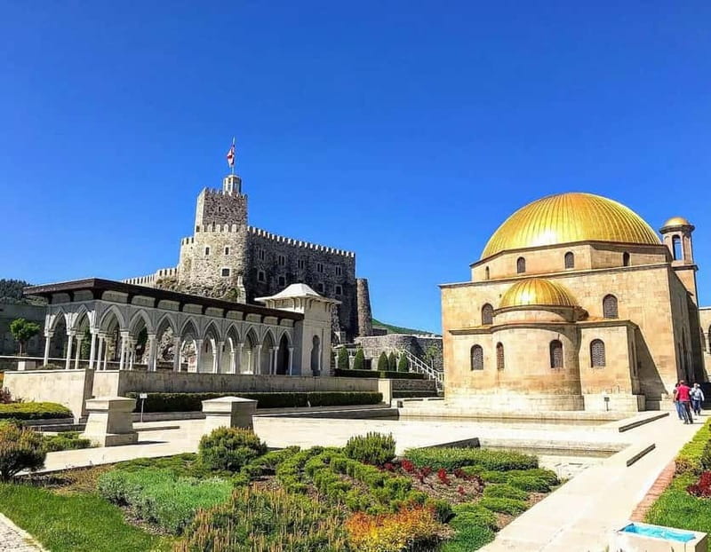 Kutaisi: Borjomi, Rabati Castle and Vardzia Private Day Tour - Explore Georgia in Comfort: Borjomi, Rabati Castle, and Vardzia Private Day Tour
