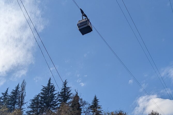 Kutaisi: Chiatura Cable Cars & Katskhi Pillar Guided Tour - Unique Features and Experience Highlights