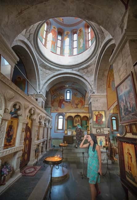 KUTAISI: City Tour, Historical Churches, Plus Tskaltubo - Transport and Group Size Advantages