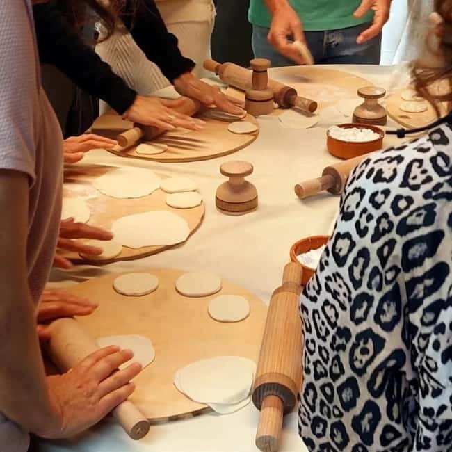 Kutaisi: Georgian Traditional Food Masterclass at family - Making Khinkali and Khachapuri: The Key Dishes