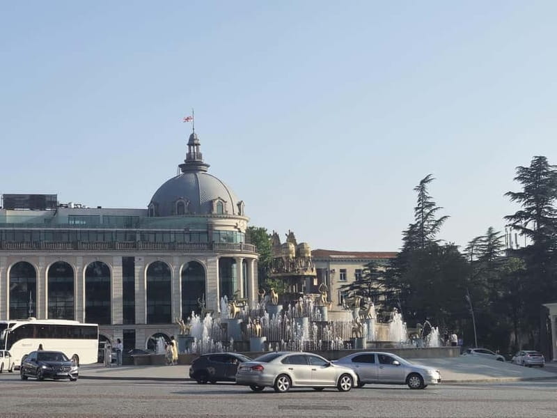 Kutaisi: Guided Walking Tour with Local Snack - Key Points